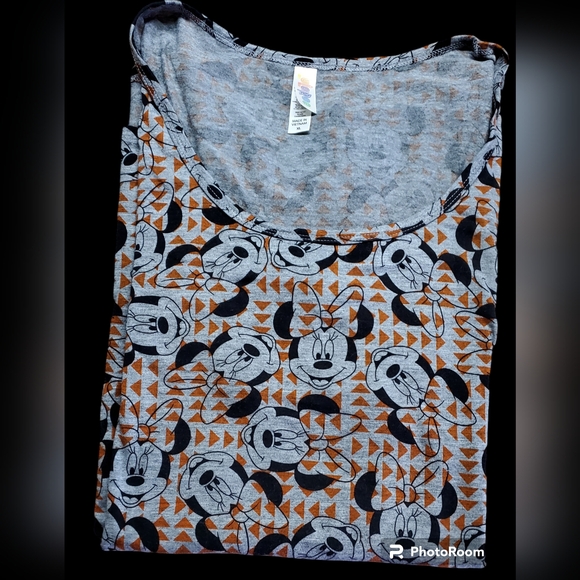 Lularoe Classic Tee Size XL - Picture 2 of 2
